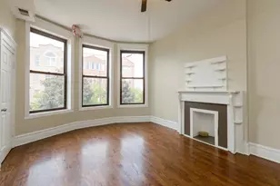 2445 W Harrison St, Chicago, IL 60612 - Photo 2