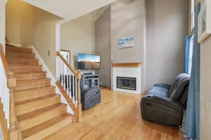 912 River Terrace Dr, Johnsburg, IL 60051 - Photo 14