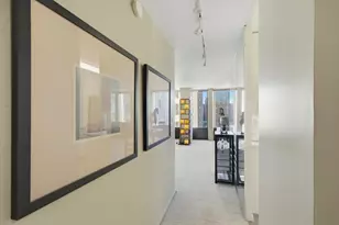 100 E Walton St, Chicago, IL 60611 - Photo 4