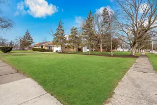 2308 Salem Blvd, Zion, IL 60099 - Photo 32