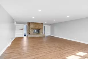 2308 Salem Blvd, Zion, IL 60099 - Photo 8