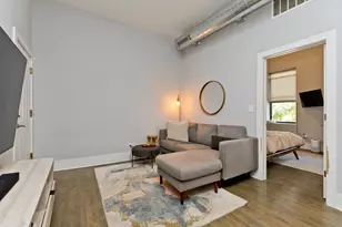 [Address not provided], Chicago, IL 60608 - Photo 4