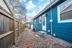 1607 Hovey Ave, Normal, IL 61761 - Photo 32