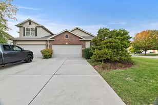 25426 Barrow Rd, Manhattan, IL 60442 - Photo 2