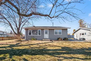 604 Woodmoor Dr, Round Lake Beach, IL 60073 - Photo 1