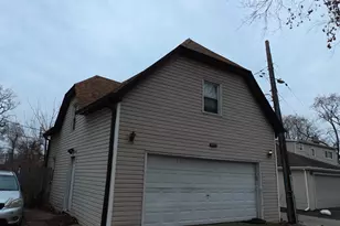 8802 S Carpenter St, Chicago, IL 60620 - Photo 16