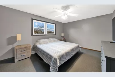 10732 S Meadow Lane, Palos Hills, IL 60465 - Photo 12