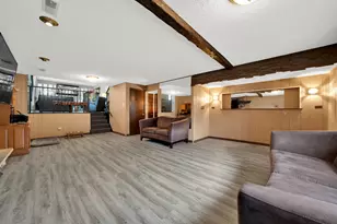 10732 S Meadow Ln, Palos Hills, IL 60465 - Photo 8