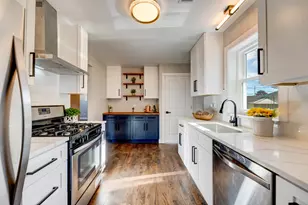 4856 Wick Dr, Oak Lawn, IL 60453 - Photo 4