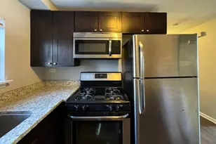 3352 W Hutchinson St, Chicago, IL 60618 - Photo 8