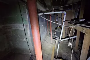 221 E 138th St, Dolton, IL 60419 - Photo 14