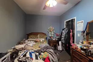 221 E 138th St, Dolton, IL 60419 - Photo 2