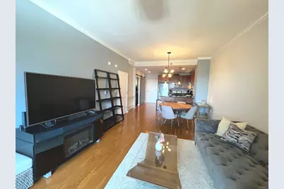 828 W Grace Street #810, Chicago, IL 60613 - Photo 8