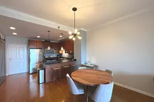 828 W Grace St, Chicago, IL 60613 - Photo 6