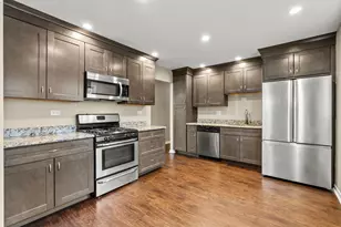 153 SW Camelot Way, Bolingbrook, IL 60440 - Photo 8