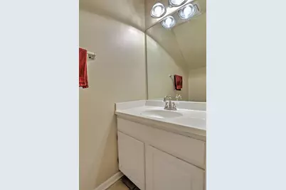 548 Woodhaven Drive, Mundelein, IL 60060 - Photo 10