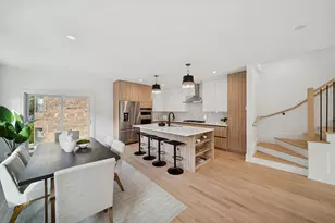 702 E 41st St, Chicago, IL 60653 - Photo 16