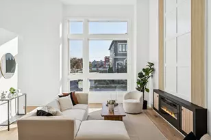 702 E 41st St, Chicago, IL 60653 - Photo 4