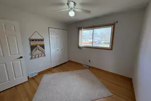 6743 W 115th St, Worth, IL 60482 - Photo 18