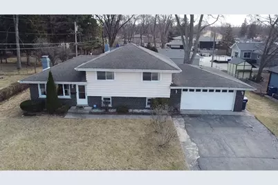 6743 W 115th Street, Worth, IL 60482 - Photo 1