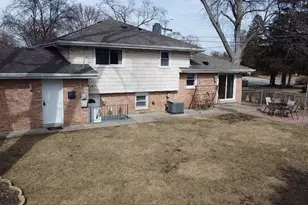 6743 W 115th St, Worth, IL 60482 - Photo 28