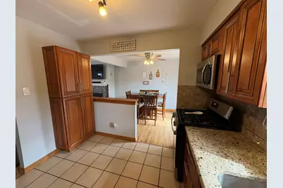 6743 W 115th Street, Worth, IL 60482 - Photo 10