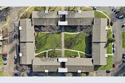 2620 N Windsor Drive #204, Arlington Heights, IL 60004 - Photo 2