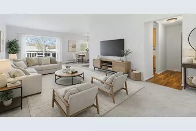 2620 N Windsor Drive #204, Arlington Heights, IL 60004 - Photo 4