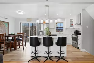 10345 Barnard Dr, Chicago Ridge, IL 60415 - Photo 6