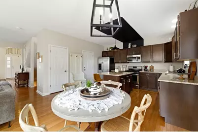 119 N 1st Street, Geneva, IL 60134 - Photo 8