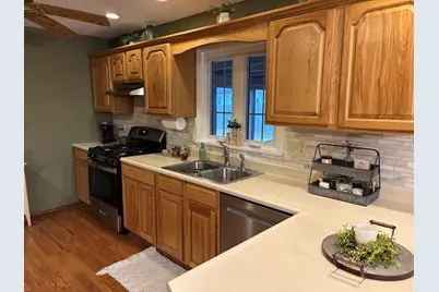 24 Cessna Drive, Centralia, IL 62801 - Photo 12