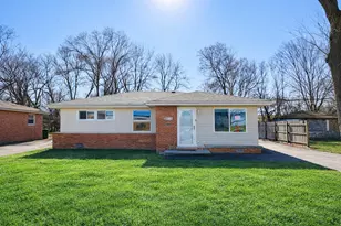 2837 Oxford Dr, Markham, IL 60428 - Photo 1