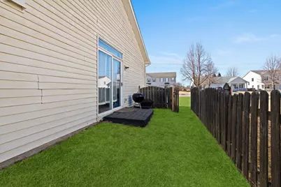 3020 Hoffman Street, Plano, IL 60545 - Photo 28