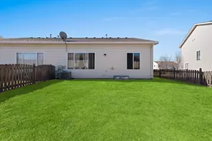 3020 Hoffman St, Plano, IL 60545 - Photo 26