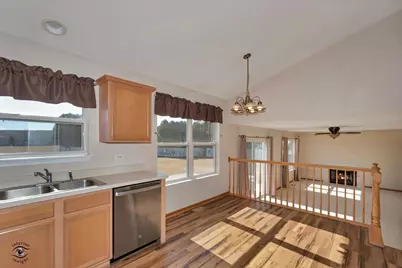 1606 Donegal Drive, Minooka, IL 60447 - Photo 8