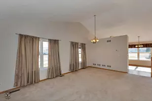 1606 Donegal Dr, Minooka, IL 60447 - Photo 4