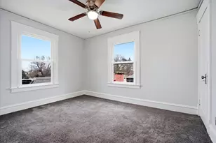 811 W College Ave, Normal, IL 61761 - Photo 18