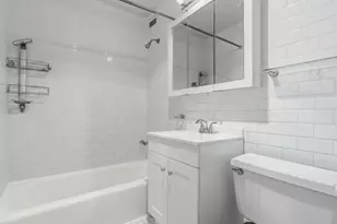 1700 E 56th St, Chicago, IL 60637 - Photo 10