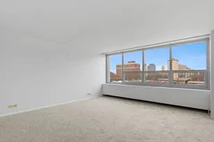 1700 E 56th St, Chicago, IL 60637 - Photo 4