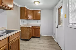 209 N Maple St, Grant Park, IL 60940 - Photo 8