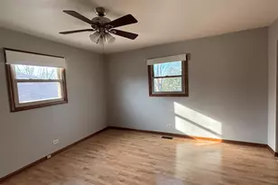 1405 E Bailey Rd, Naperville, IL 60565 - Photo 16