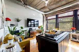 1110 W 15th St, Chicago, IL 60608 - Photo 2