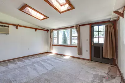 1206 Landon Avenue, Winthrop Harbor, IL 60096 - Photo 8