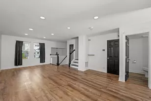 143 Holiday Ln, Hainesville, IL 60073 - Photo 2