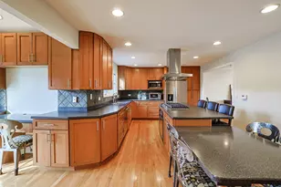 3935 Russett Ln, Northbrook, IL 60062 - Photo 6