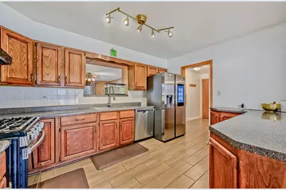 9412 Margail Avenue, Des Plaines, IL 60016 - Photo 10