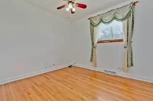 9412 Margail Ave, Des Plaines, IL 60016 - Photo 14