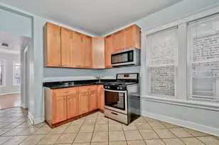 4224 N Kimball Ave, Chicago, IL 60618 - Photo 4