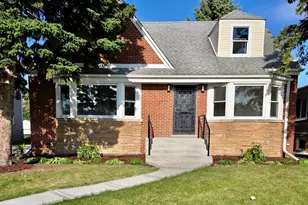 4727 N Newcastle Ave, Harwood Heights, IL 60706 - Photo 2