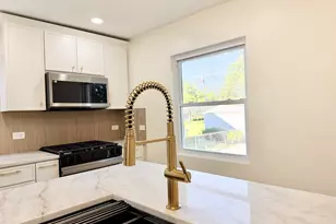 4727 N Newcastle Ave, Harwood Heights, IL 60706 - Photo 8